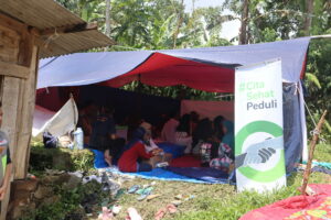 Pemeriksaan Kesehatan di posko pengungsian gempa Cianjur