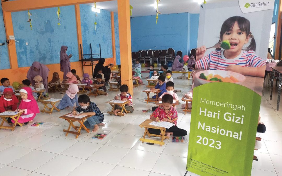 Peringatan Hari Gizi Nasional di Klinik Surabaya dengan lomba mewarnai Isi Piringku