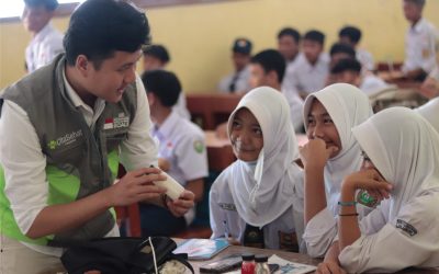 CFT: Edukasi Kesehatan Reproduksi di SMPN 1 Cilengkrang