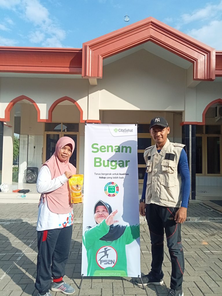 senam bugar ibu-ibu di medan