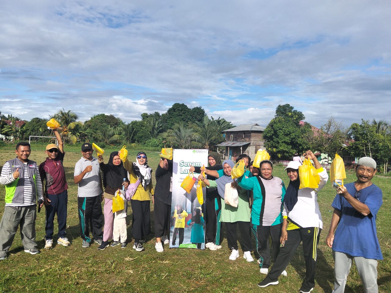 senam bersama lansia halmahera selatan cita sehat senam bersama lansia halmahera selatan cita sehat