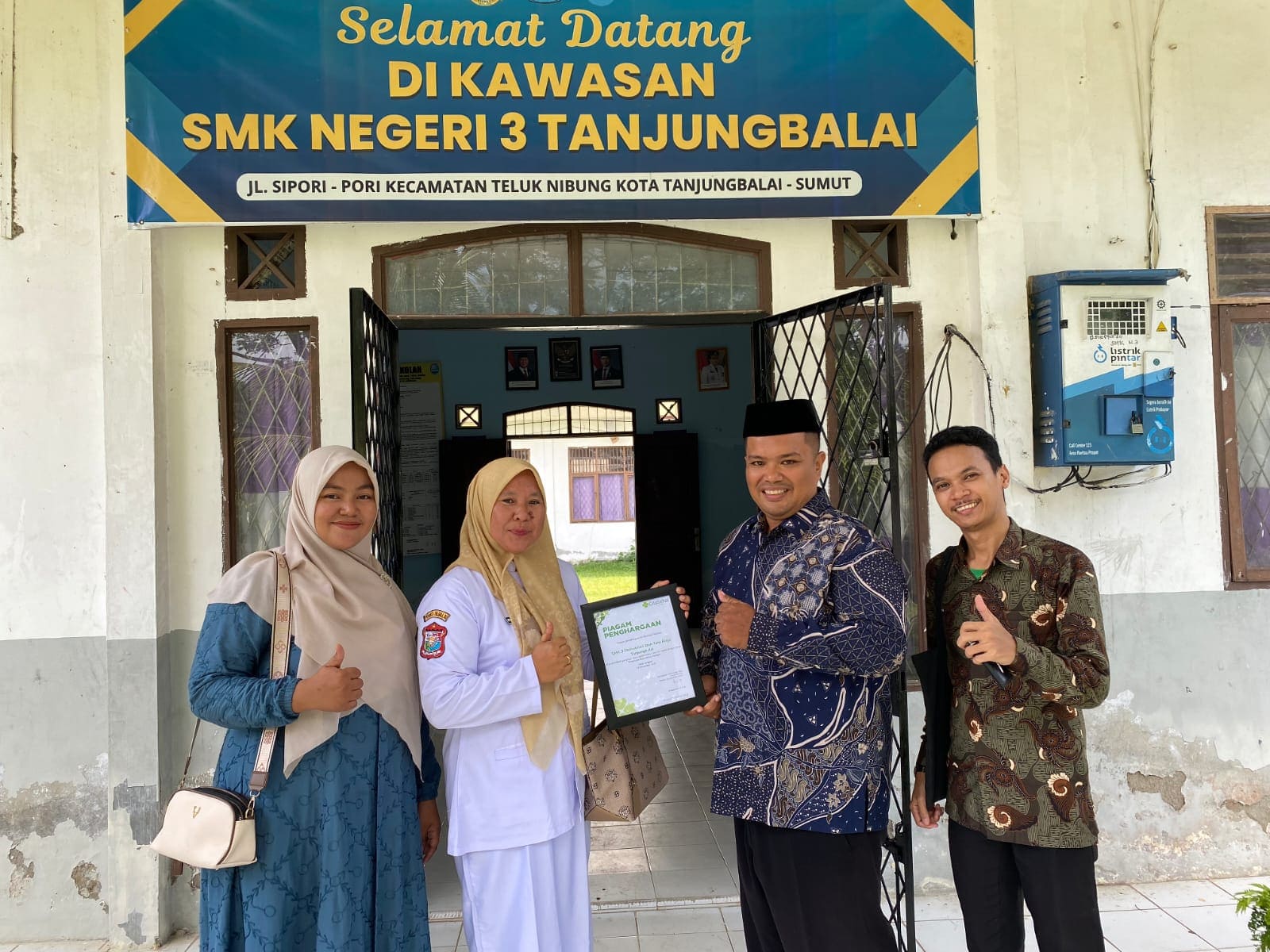 penghargaan pemateri care for teen