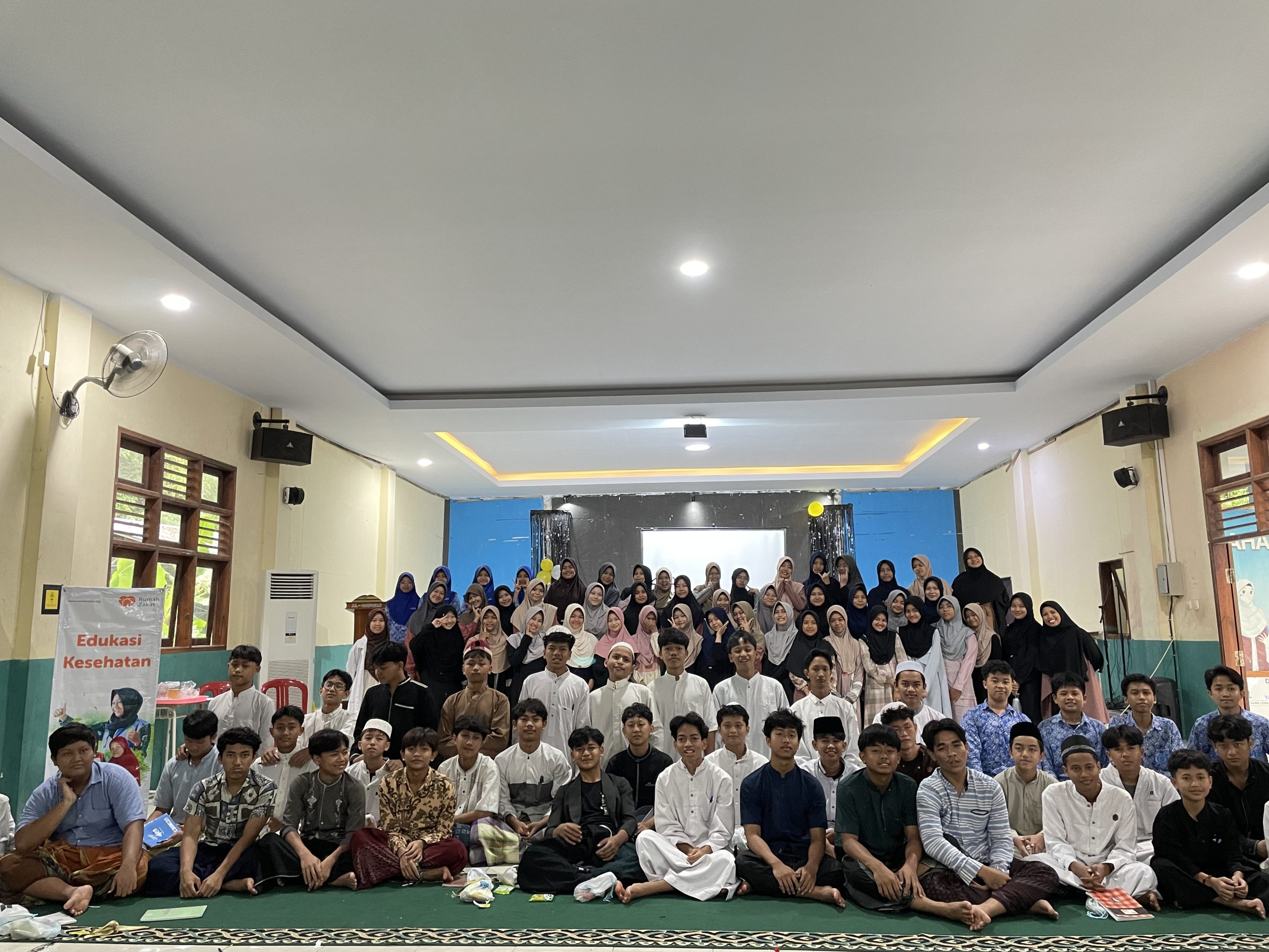 Edukasi remaja Rumah Zakat