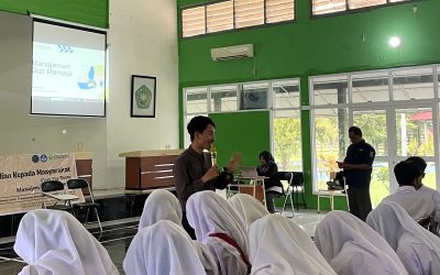 Cita Sehat dan Rumah Zakat Memberikan Edukasi Kesehatan Reproduksi dan Gizi untuk Remaja di Cirebon